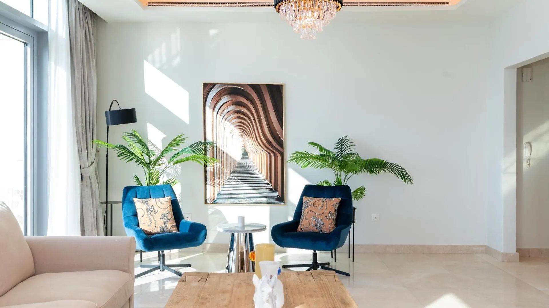 Spacious & Amazing 3 Bedroom Penthouse Burj Khalifa View Dubai Apartment