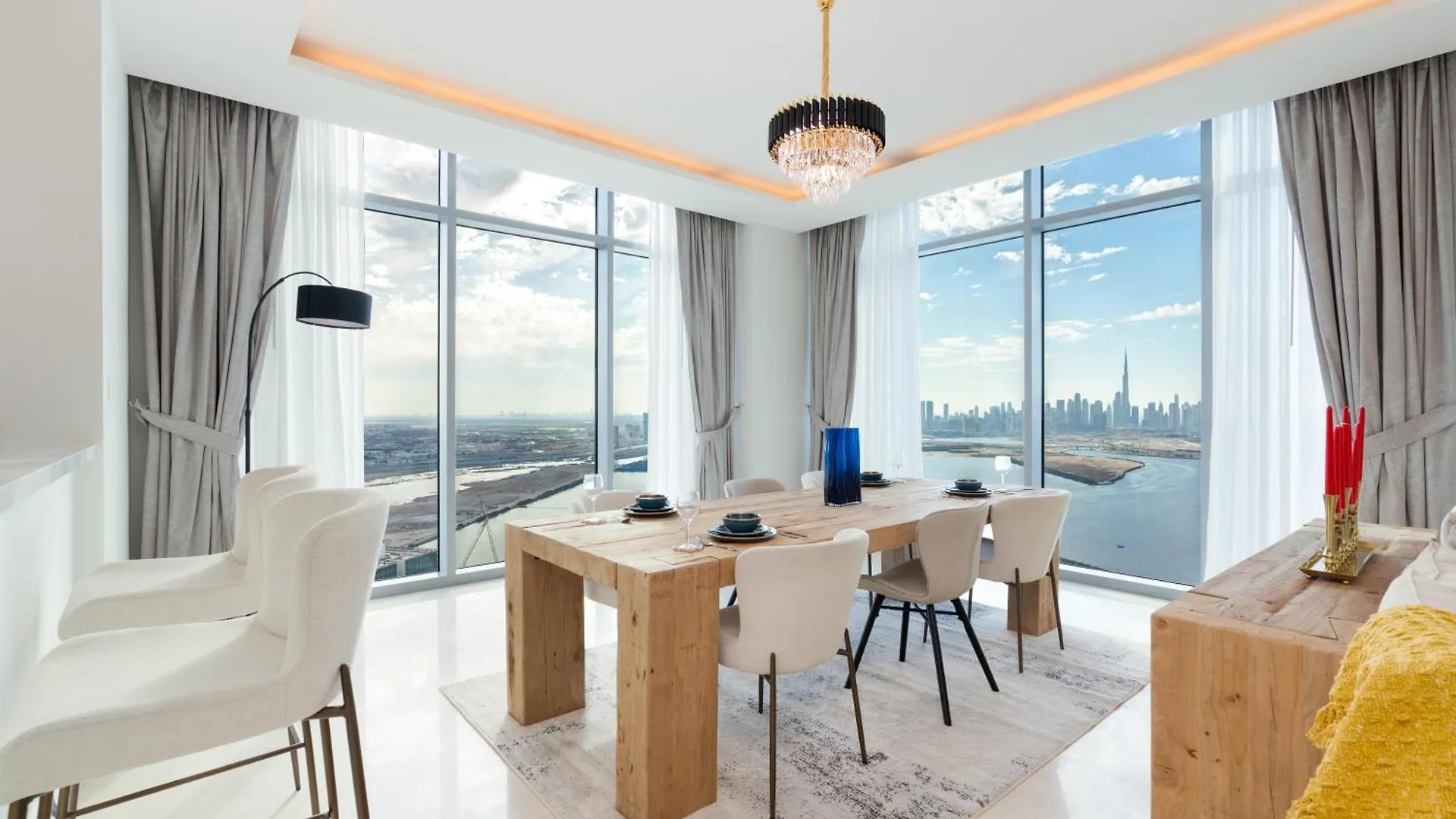 Spacious & Amazing 3 Bedroom Penthouse Burj Khalifa View Dubai